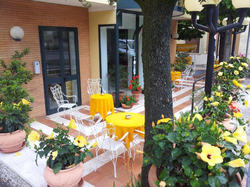 Eco-Hotel Edy Кианчано Терме Екстериор снимка