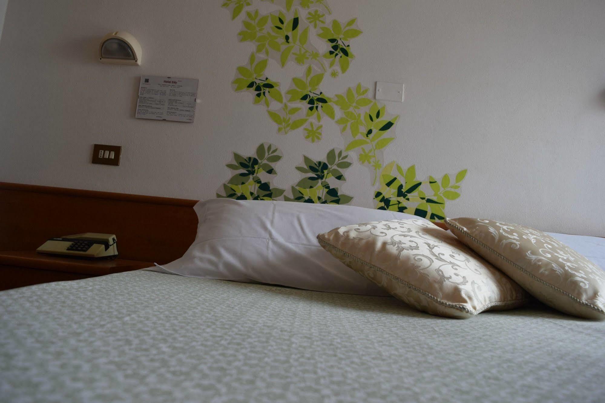 Eco-Hotel Edy Кианчано Терме Екстериор снимка